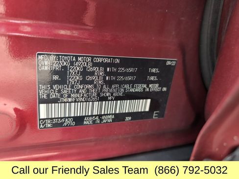 Used 2022 Toyota RAV4 XLE image 28