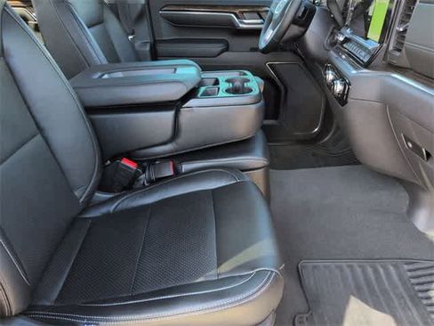 Used 2024 GMC Sierra 1500 Elevation image 22