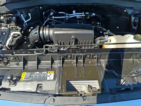 Used 2023 Ford Explorer XLT w/ Equipment Group 202A AWD/4WD image 30