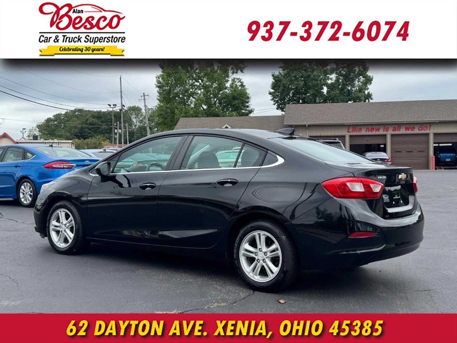 Used 2016 Chevrolet Cruze LT w/ Convenience Package FWD image 6