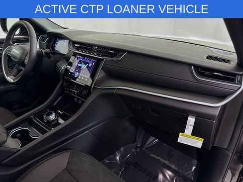 New 2025 Jeep Grand Cherokee L Altitude AWD/4WD image 30