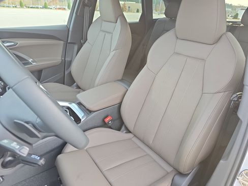 New 2025 Audi Q5 Premium Plus image 15