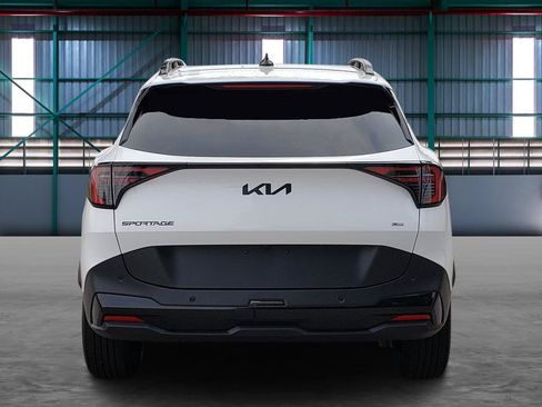 Used 2026 Kia Sportage X-Line w/ X-Line Technology Package AWD/4WD image 4