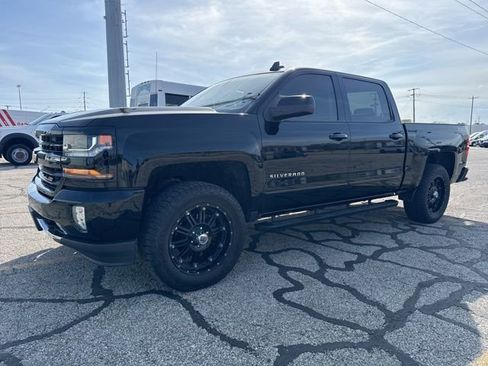 Used 2017 Chevrolet Silverado 1500 LT w/ All Star Edition image 2
