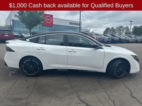 New 2026 Nissan Sentra SR image 3