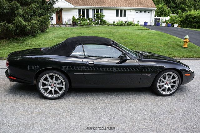 Used 2002 Jaguar XK8 Convertible RWD image 19