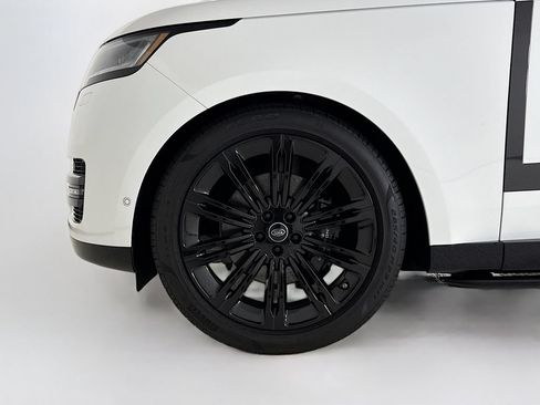 Used 2023 Land Rover Range Rover Long Wheelbase SE AWD/4WD image 26