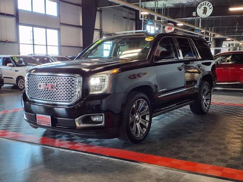 Used 2015 GMC Yukon Denali AWD/4WD image 3