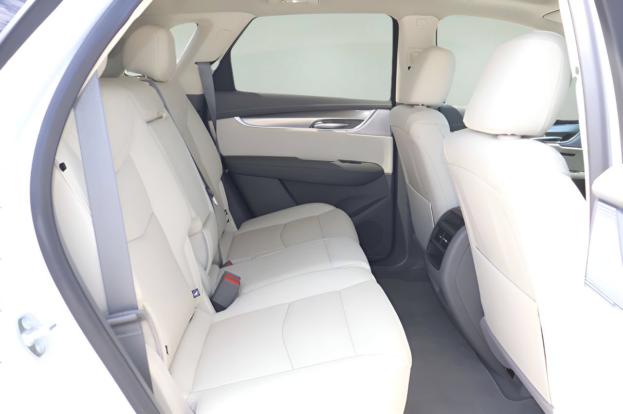 Certified 2026 Cadillac XT5 Premium Luxury FWD image 16