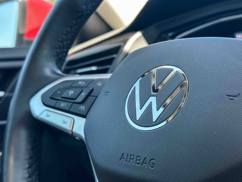 Used 2023 Volkswagen Jetta SE FWD image 29