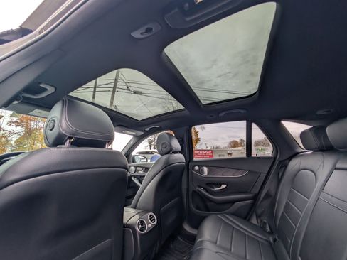 Used 2018 Mercedes-Benz GLC 300 4MATIC image 40