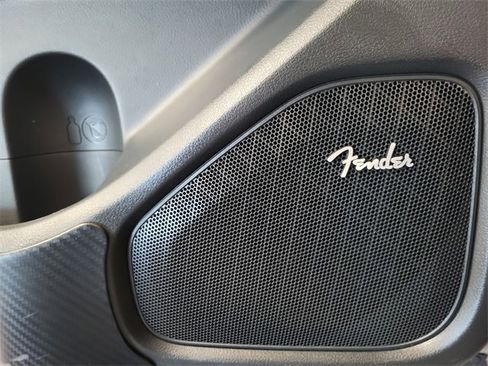 Used 2023 Nissan Frontier PRO-4X w/ Pro-4X Premium Package image 13