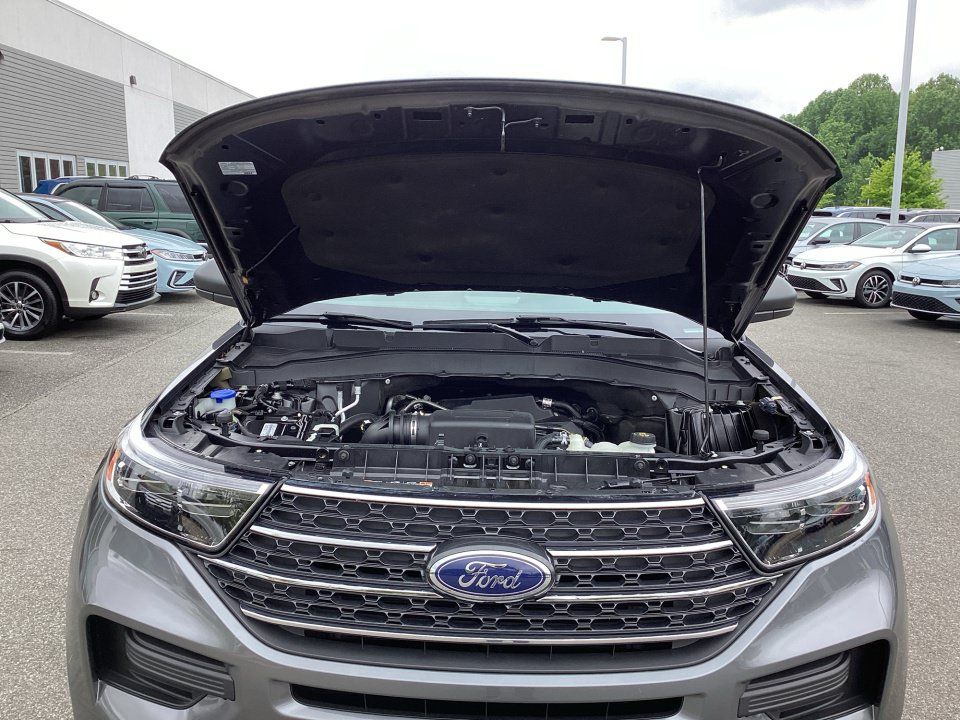 Used 2022 Ford Explorer XLT AWD/4WD image 20