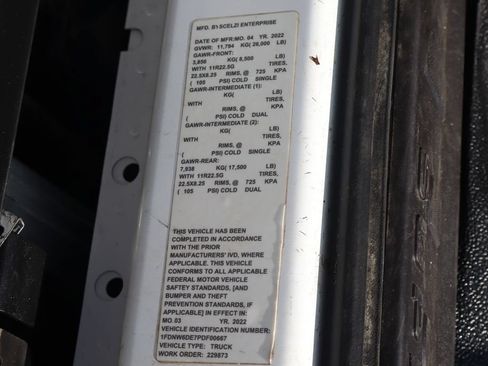 Used 2023 Ford F650 2WD Crew Cab Super Duty image 50