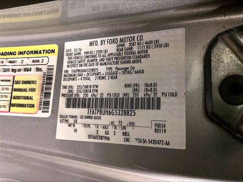 Used 2016 Ford Mustang Premium image 33