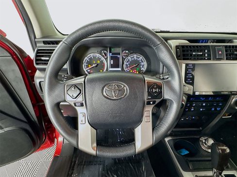 Used 2022 Toyota 4Runner Limited image 13