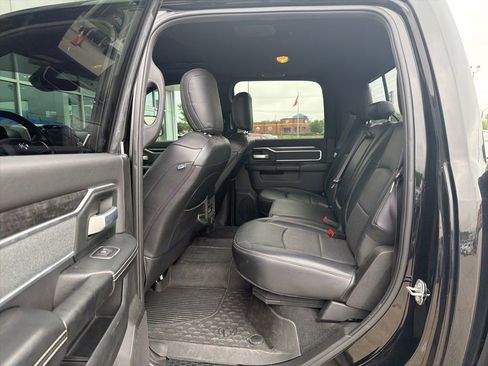 Used 2021 RAM 2500 Big Horn w/ Level 2 Equipment Group AWD/4WD image 7