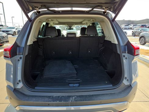 Certified 2023 Nissan Rogue SL w/ SL Premium Package image 30