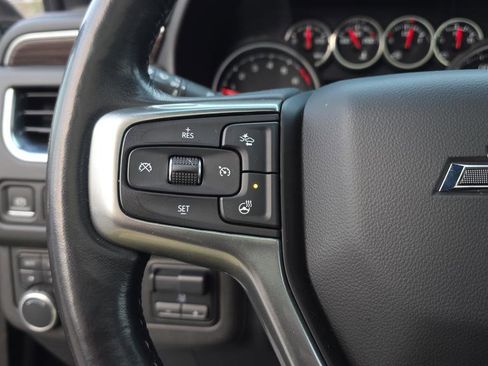 Used 2021 Chevrolet Tahoe Z71 w/ Z71 Signature Package image 24