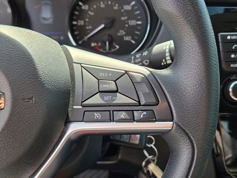 Used 2022 Nissan Rogue Sport S AWD/4WD image 28