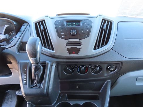 Used 2019 Ford Transit 350 XL image 12