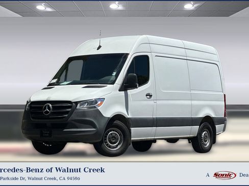 Used 2022 Mercedes-Benz Sprinter 2500 image 1