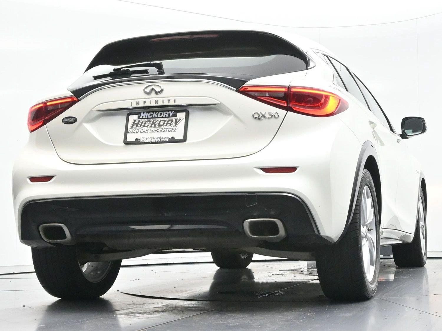 Used 2018 INFINITI QX30 FWD image 44