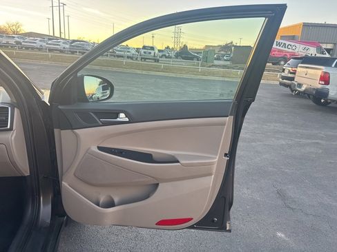 Used 2020 Hyundai Tucson Value image 28