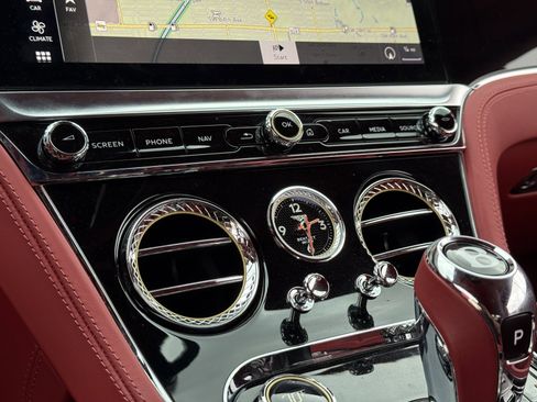 Used 2020 Bentley Continental GT image 23