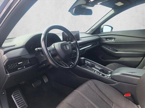 Used 2024 Honda Accord Sport image 9
