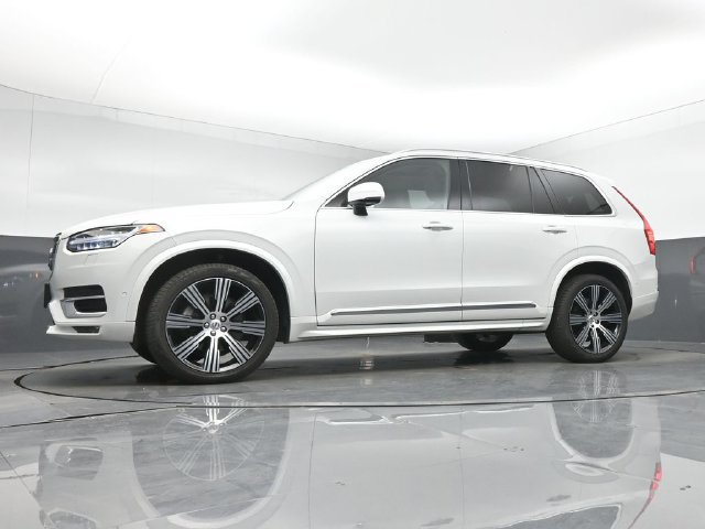 Used 2023 Volvo XC90 B6 Ultimate w/ Protection Package Premier AWD/4WD image 14