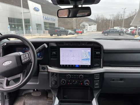 Certified 2024 Ford F250 XLT w/ XLT Premium Package image 14