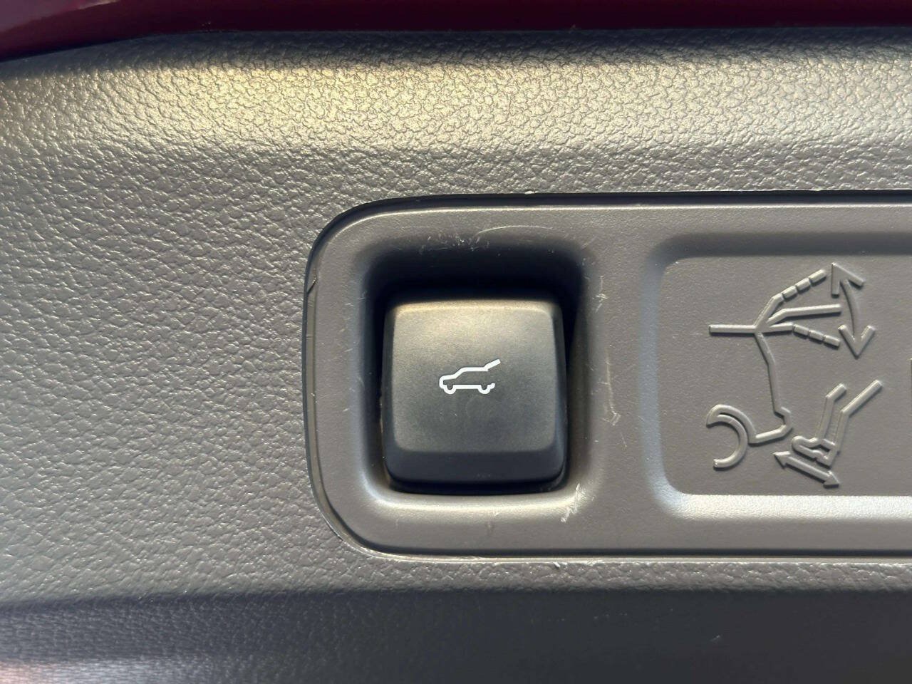 Used 2019 Ford Expedition Limited w/ Equipment Group 301A AWD/4WD image 20