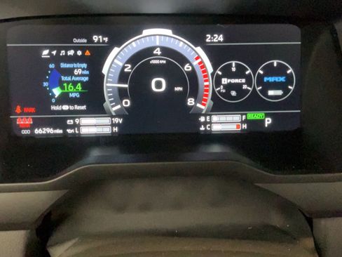 Used 2024 Toyota Tundra Limited w/ TRD Off-Road Package AWD/4WD image 10