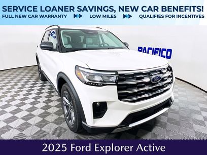Used 2025 Ford Explorer Active w/ Active Comfort Package