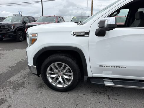 Used 2021 GMC Sierra 1500 SLT AWD/4WD image 11