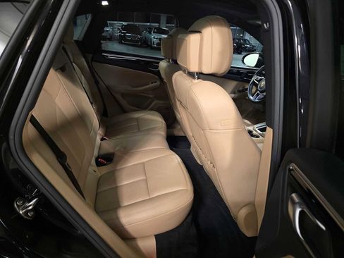 Used 2020 Porsche Macan S image 30