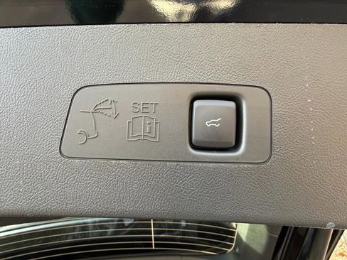 New 2026 Lincoln Corsair Reserve image 18