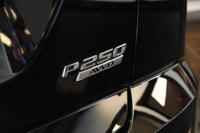 Used 2020 Jaguar E-PACE SE AWD/4WD image 16