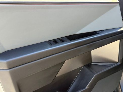 Used 2024 Tesla Cybertruck Cyberbeast image 18