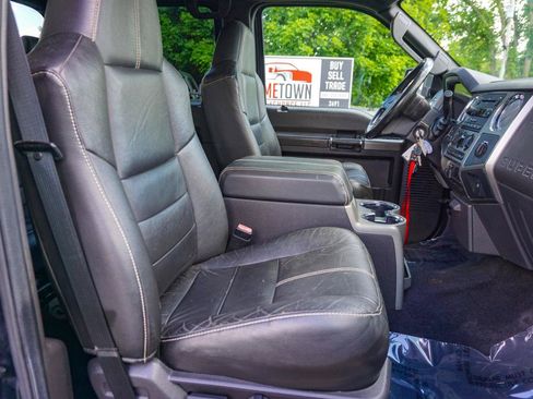 Used 2008 Ford F250 Harley-Davidson AWD/4WD image 17