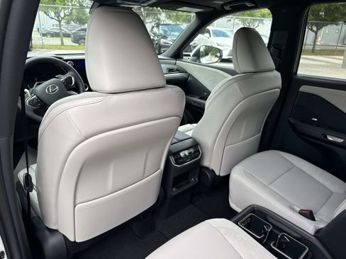 New 2026 Lexus TX 350 AWD image 13