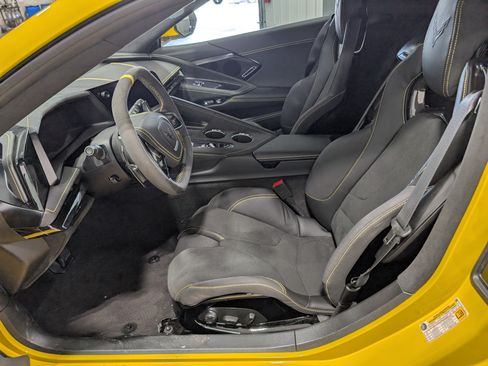 Used 2026 Chevrolet Corvette Stingray Premium Cpe w/ Z51 Performance Package RWD image 14