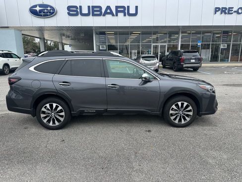 Used 2025 Subaru Outback Touring XT image 2