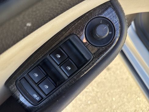 Used 2014 Chevrolet Malibu LT image 16