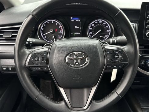 Used 2024 Toyota Camry SE image 12