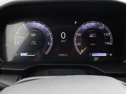 Used 2023 Jeep Grand Cherokee Altitude image 30