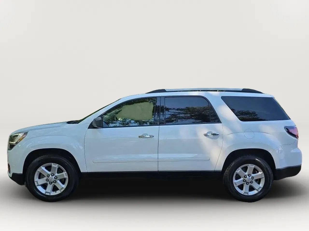 Used 2016 GMC Acadia SLE FWD image 5