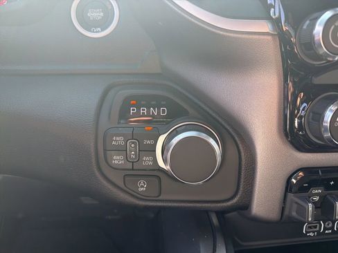 New 2026 RAM 1500 Big Horn AWD/4WD image 28