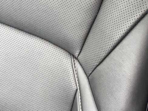 Certified 2025 Lexus ES 300h w/ Premium Package image 25